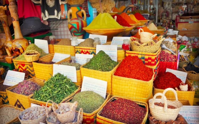 Chợ Chatuchak: Khám Phá Thiên Đàng Mua Sắm và Ẩm Thực ở Bangkok